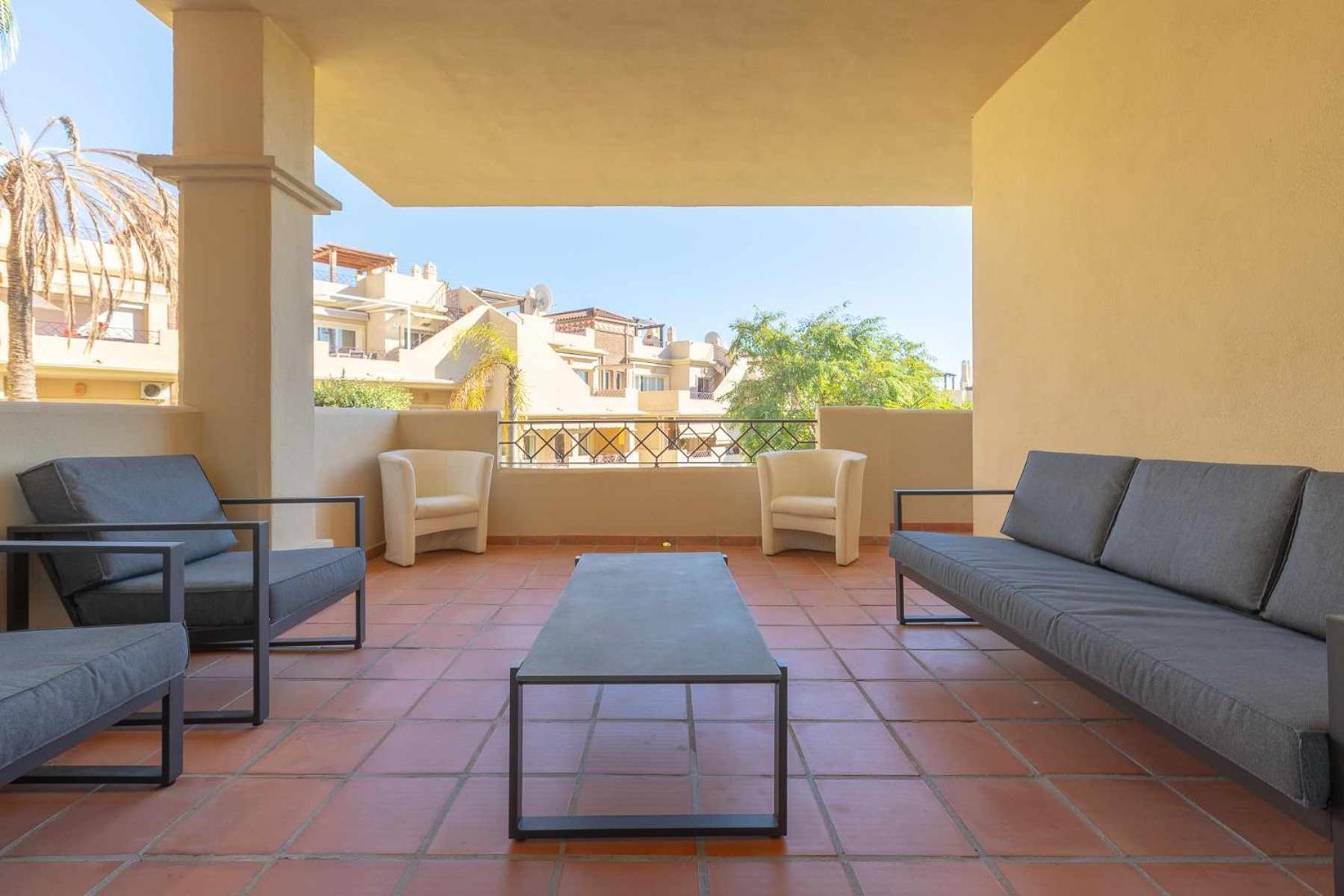 Toscana Hills Con Piscina En Esteponamarbella Luaran gambar